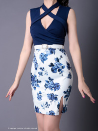 Navy~NavyFlowerPrint